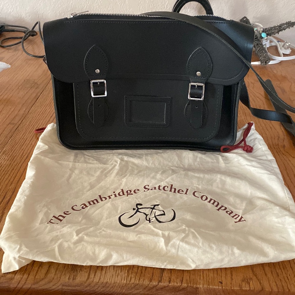 Black Cambridge Satchel